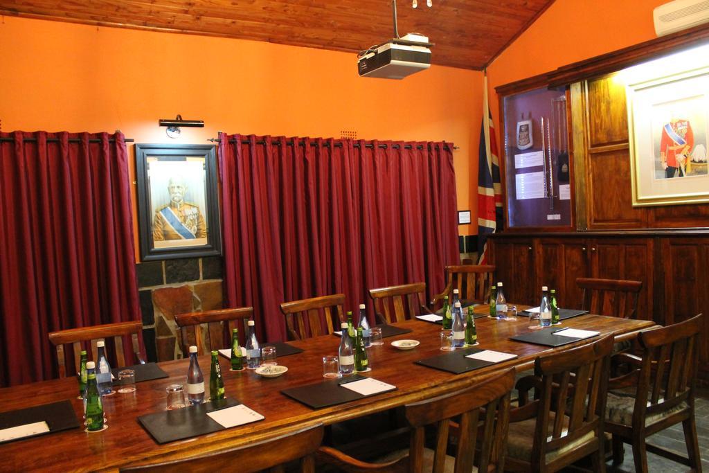克达尔遗址会议中心&Spa山林小屋 Phokeng 外观 照片